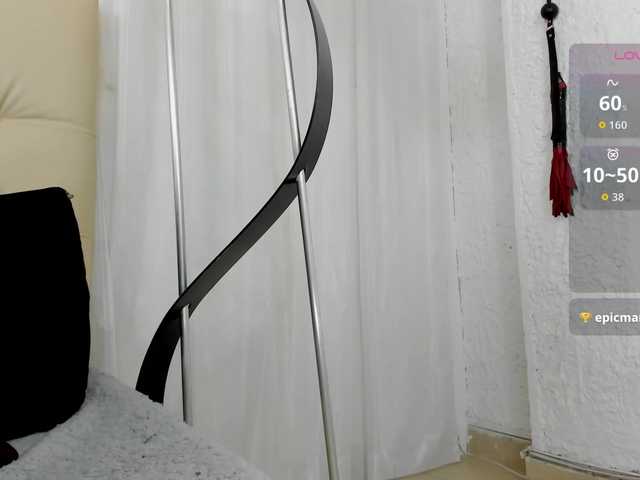 sarah-temptation live cam