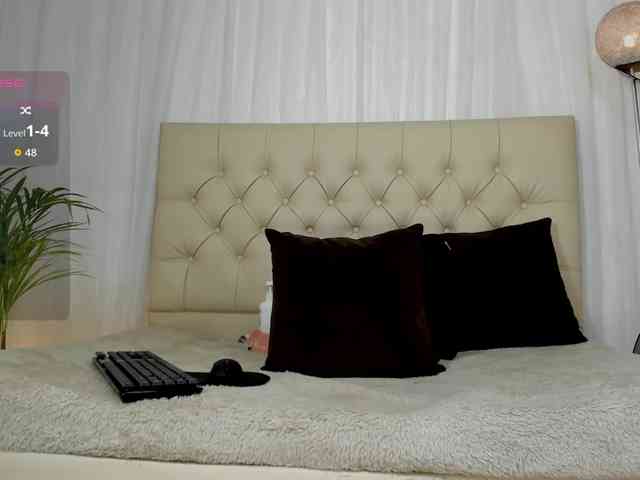 sarah-temptation webcam