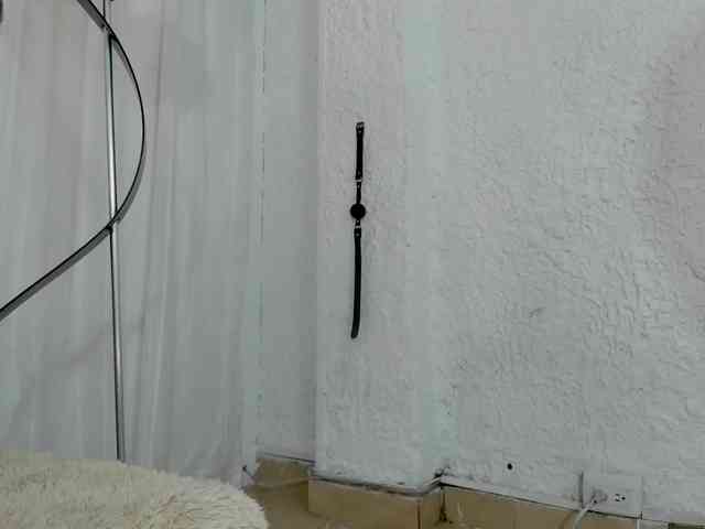 sarah-temptation webcam