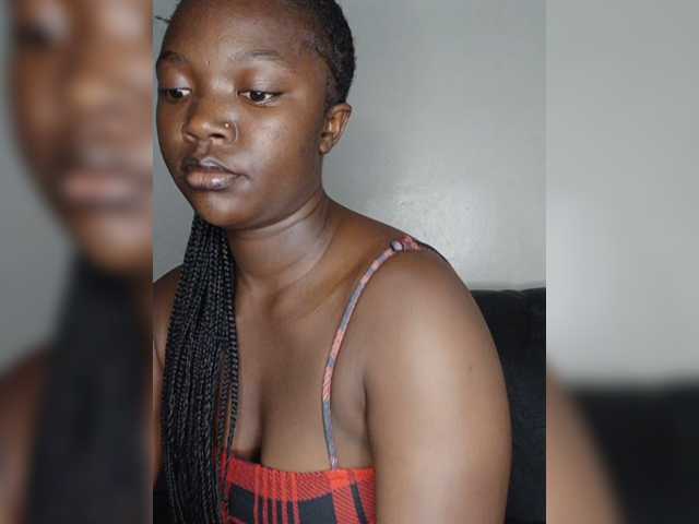 Hottiequeen live cam on BongaCams
