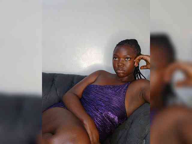 Hottiequeen webcam