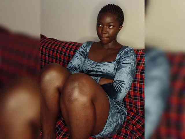 Hottiequeen webcam