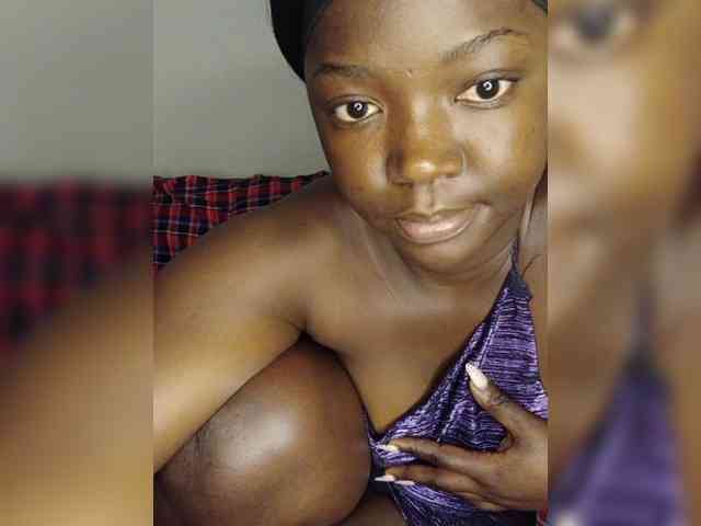 Hottiequeen webcam
