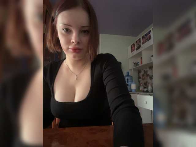 1HelloKitty77 live webcam show
