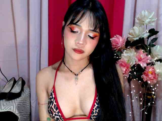 FRESHyoungBHEA Live Webcam on BongaCams
