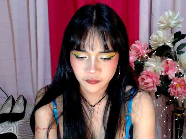 FRESHyoungBHEA Live Webcam on BongaCams