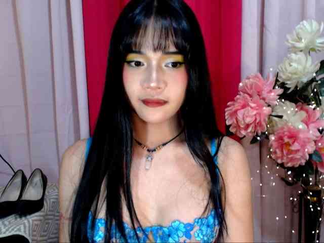 FRESHyoungBHEA Live Webcam on BongaCams