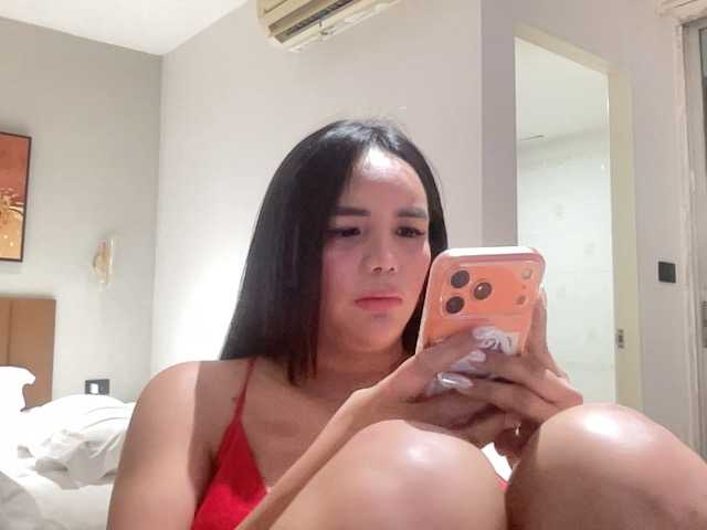 HOTFILIPINAHUGEBOOBS live cam on BongaCams