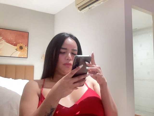 HOTFILIPINAHUGEBOOBS live cam on BongaCams