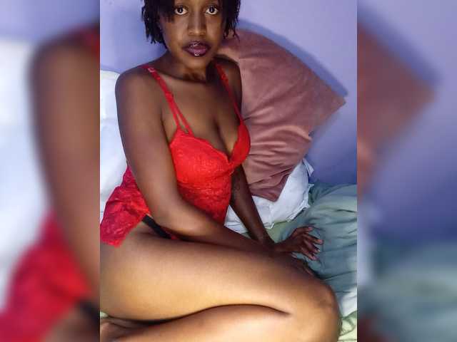 Sweetkiki live cam on BongaCams