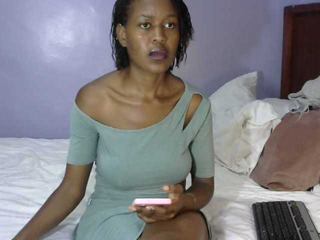 Sweetkiki live cam on BongaCams