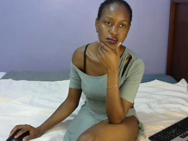 Sweetkiki live cam on BongaCams