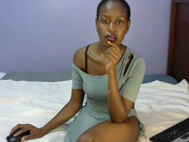 Sweetkiki live cam on BongaCams