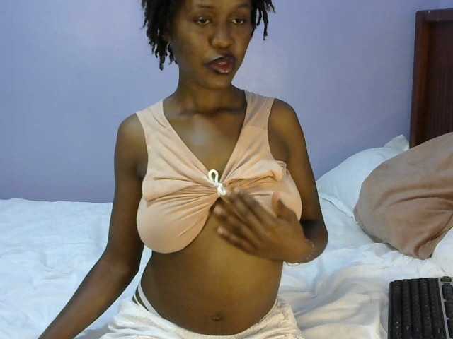 Sweetkiki live webcam show
