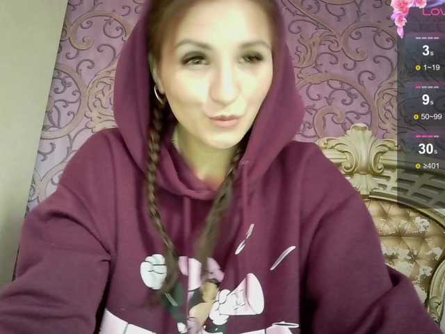 MagicalLouu live cam on BongaCams