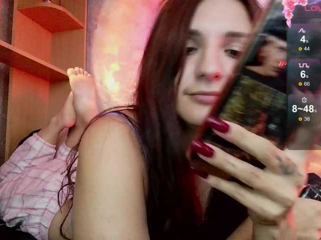 MagicalLouu live cam on BongaCams