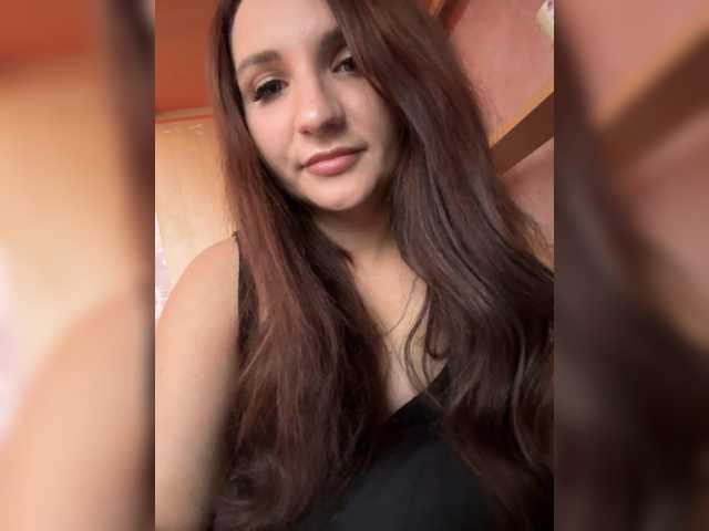 MagicalLouu live cam on BongaCams