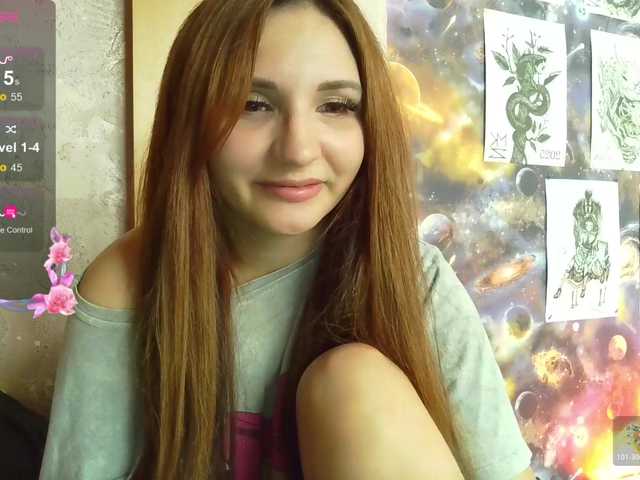 MagicalLouu live cam on BongaCams