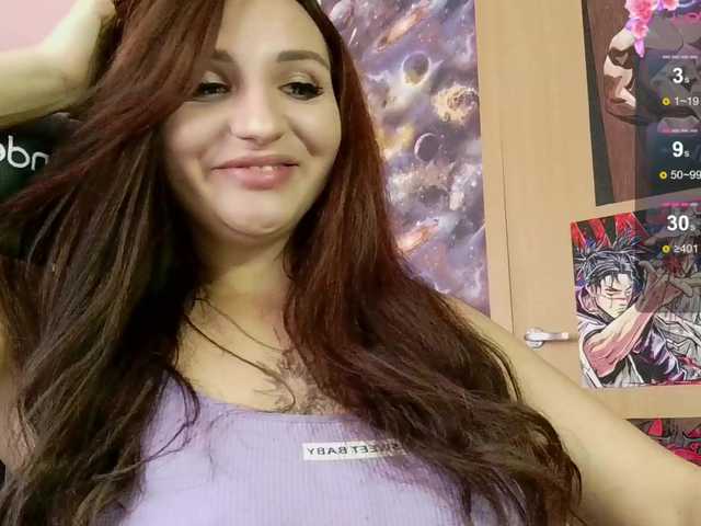 MagicalLouu live cam on BongaCams