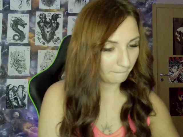 MagicalLouu webcam