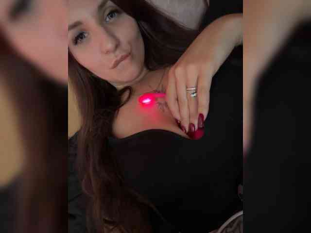 MagicalLouu webcam