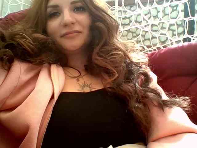 MagicalLouu webcam