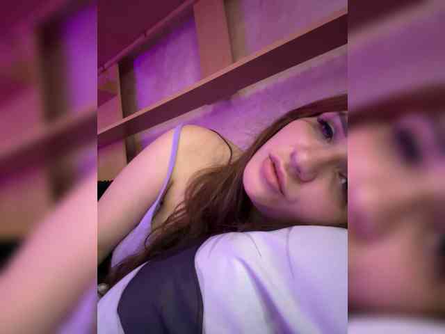 MagicalLouu webcam