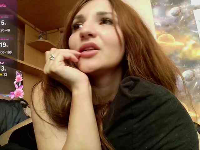 MagicalLouu webcam