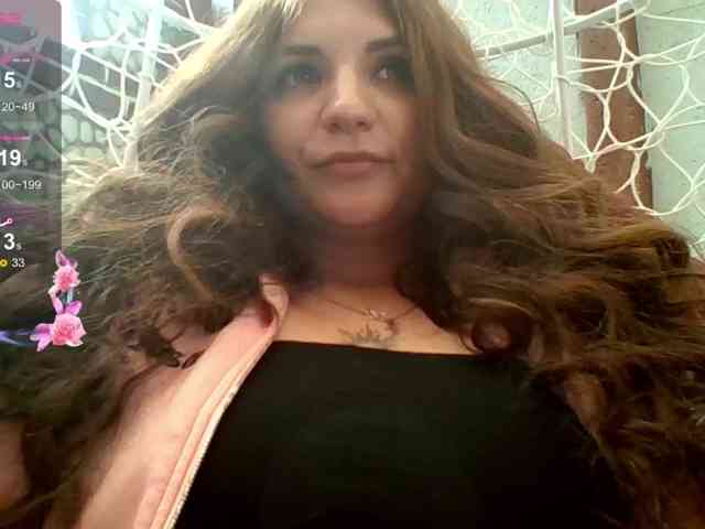 MagicalLouu webcam