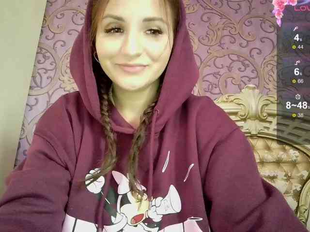 MagicalLouu webcam