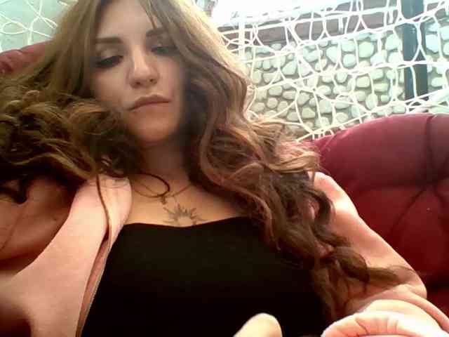 MagicalLouu webcam