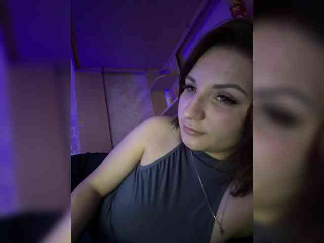 MagicalLouu webcam