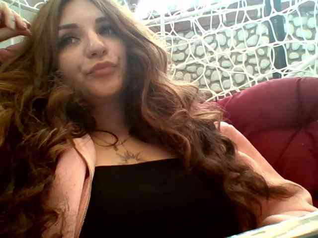 MagicalLouu webcam