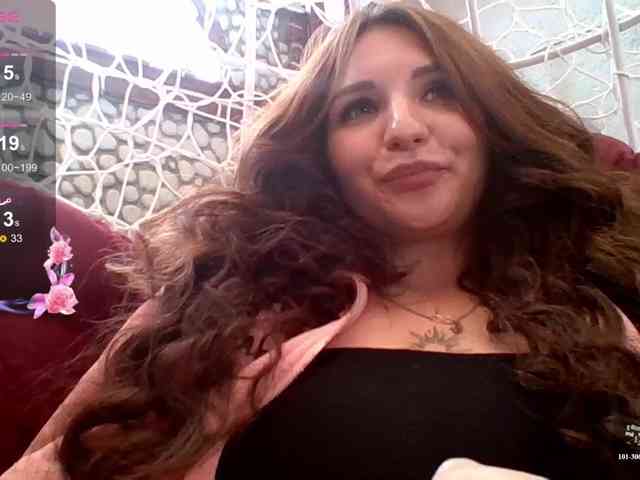 MagicalLouu webcam