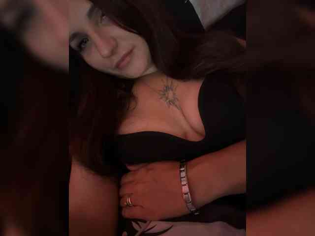 MagicalLouu webcam