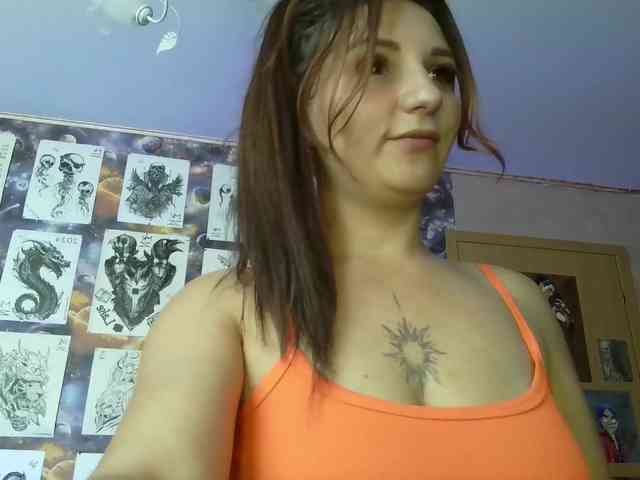 MagicalLouu webcam