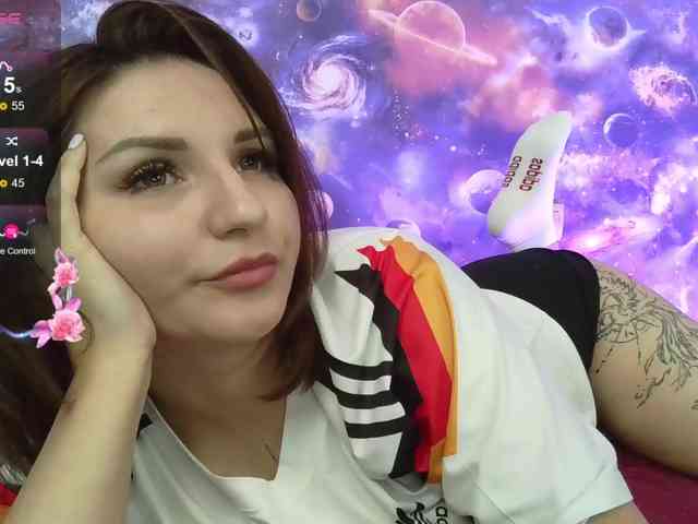 Модель: MagicalLouu