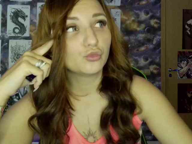 MagicalLouu webcam