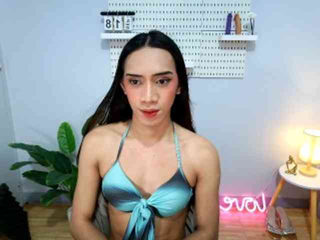 HORNYtsJHANA Live Webcam on BongaCams