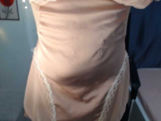 yana--99's BongaCams show and profile