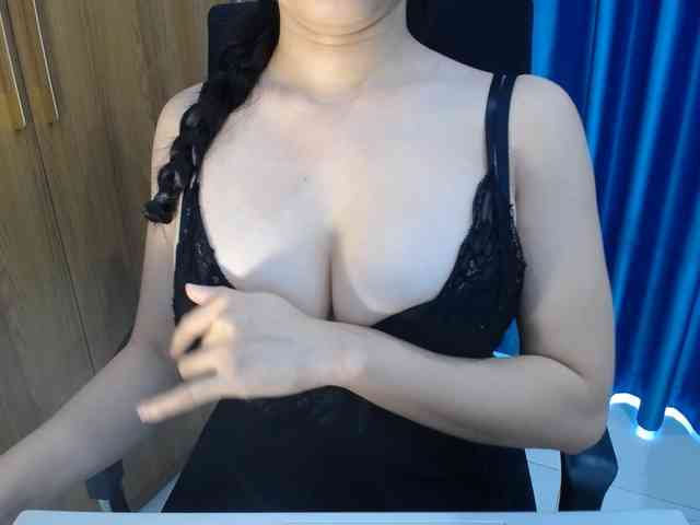 yana--99 webcam