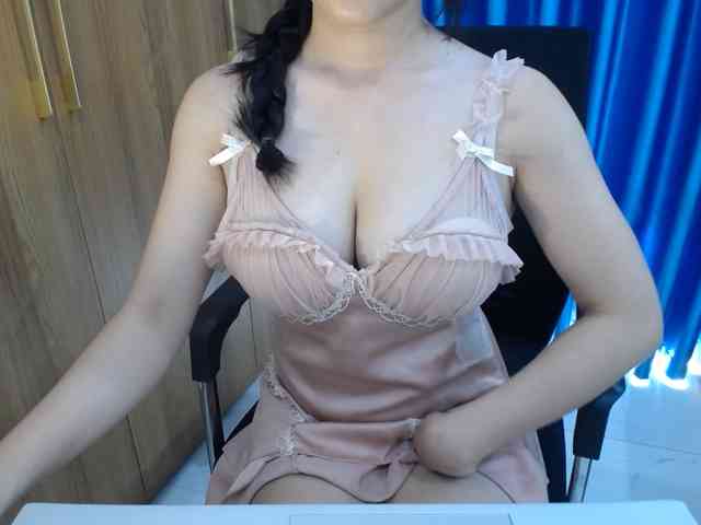yana--99 webcam