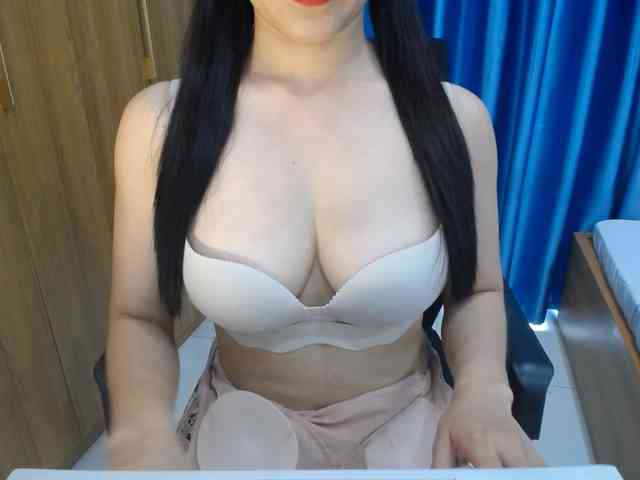 yana--99 webcam
