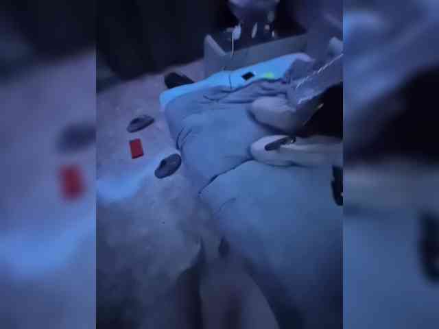PORNOOWOOWW webcam