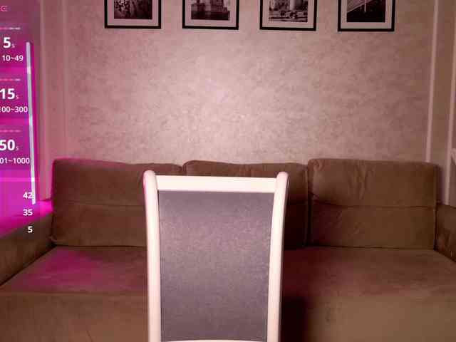 -moon-girl-18 webcam