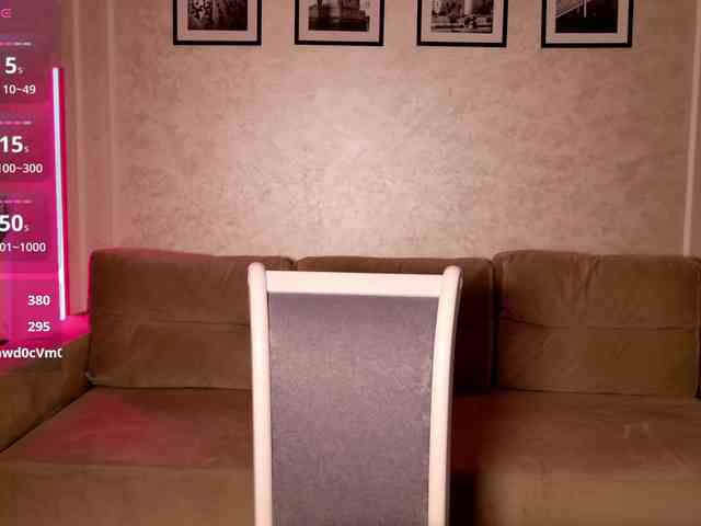 -moon-girl-18 webcam