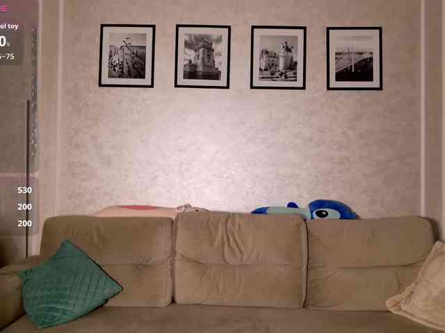 -moon-girl-18 webcam