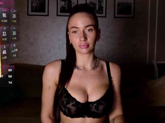 -moon-girl-18 webcam