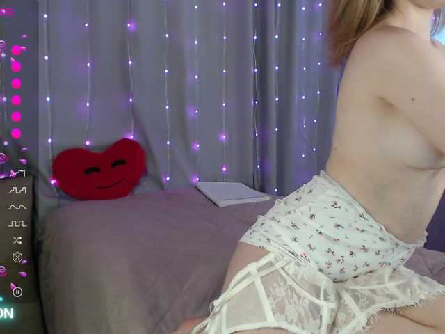 DaddysSluttyGirl live cam on BongaCams