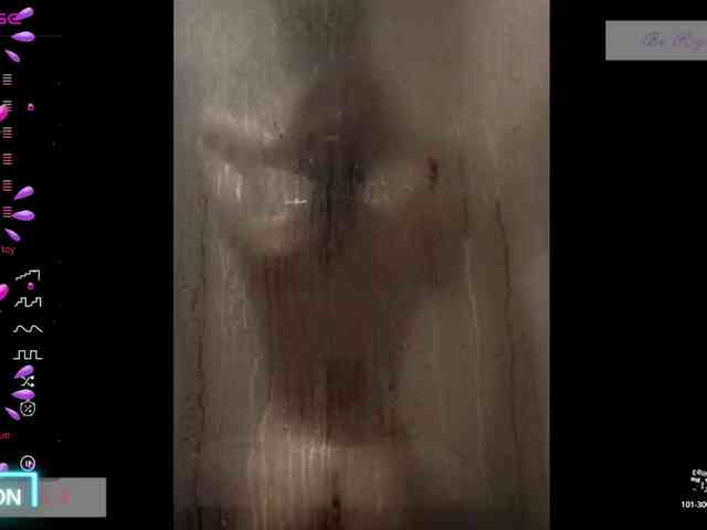 DaddysSluttyGirl webcam